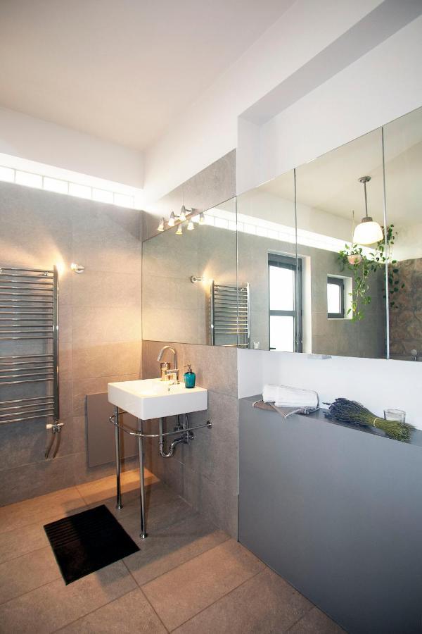 Spacious Suite With Luxury Bath Atény Exteriér fotografie