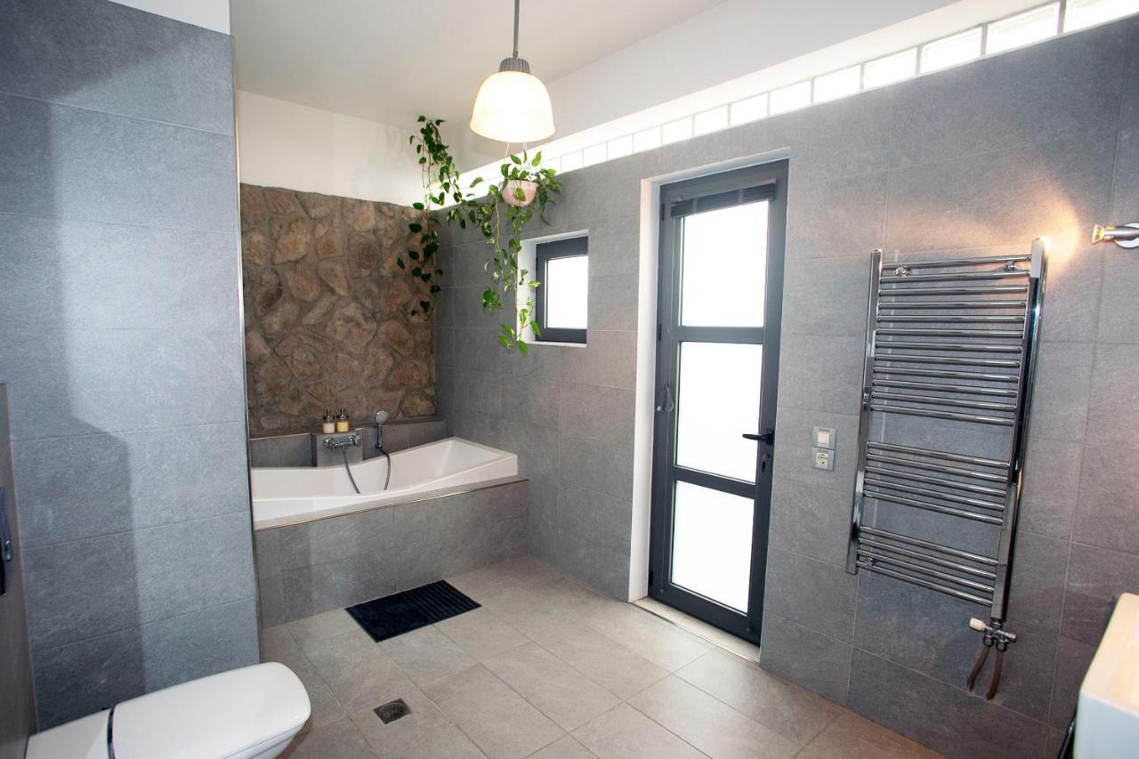 Spacious Suite With Luxury Bath Atény Exteriér fotografie